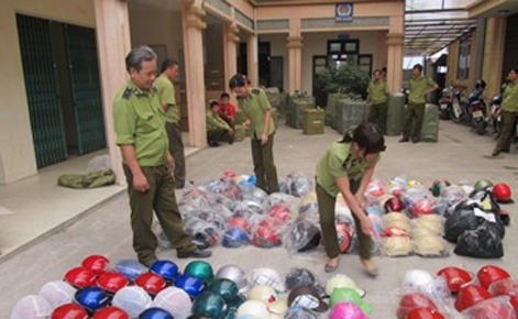 Lung tung xu ly mu bao hiem dom hinh anh