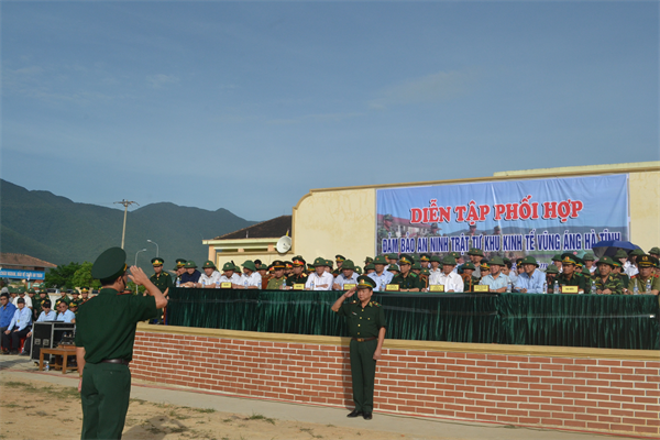 Tới dự có đồng chí Nguyễn Thanh Bình, Ủy viên Trung ương Đảng, Bí thư Tỉnh ủy Hà Tĩnh; đồng chí Võ Kim Cự, Chủ tịch UBND tỉnh Hà Tĩnh; Trung tướng Võ Trọng Việt, Ủy Trung ương Đảng, Tư lệnh BĐBP; đại diện lãnh đạo Bộ Tư lệnh (BTL) Quân Khu 4, các Cục thuộc BTL BĐBP, Bộ chỉ huy Quân sự, Công an tỉnh Hà Tĩnh, các huyện, thuộc tỉnh Hà Tĩnh; Tập đoàn Formosa và đông đảo các nhà đầu tư, doanh nghiệp, cán bộ, nhân dân, công nhân trên địa bàn.