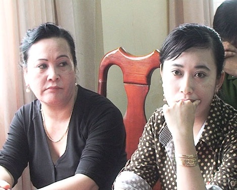 Rai to roi boi nho chu tich xa doi tinh lay chuc vu hinh anh