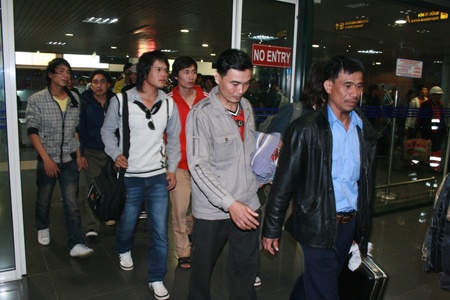 206 lao dong Viet Nam roi Libya ve nuoc hinh anh