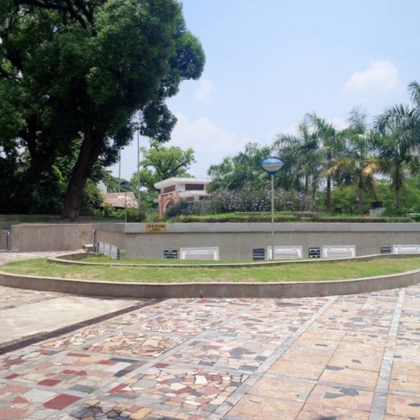 Đến nay dù đã đưa vào sử dụng hơn 2 năm, nhưng nhiều người dân Thái Nguyên vẫn ngạc nhiên khi biết giá trị đầu tư của khu nhà vệ sinh công cộng này.