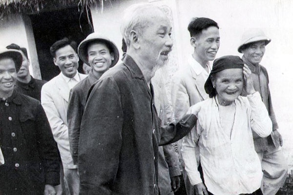 Uoc nguyen han gan vet thuong chien tranh cua Nguoi hinh anh