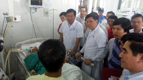 114 nguoi chet vi tai nan giao thong trong 4 ngay nghi le hinh anh