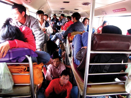 Dinh tai 10 xe nhoi khach dip 2/9 hinh anh