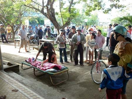 Chanh van phong So Giao duc Tra Vinh treo co tu tu hinh anh