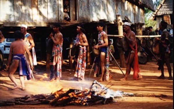 Sinh hoạt văn hoá cộng đồng