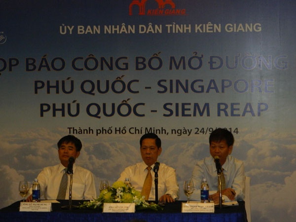 Công bố chương trình hợp tác xúc tiến thương mại tổng thể phát động “Điểm đến Phú Quốc”, đồng thời chính thức khai trương đường bay mới Phú Quốc – Singapore và Phú Quốc – Siêm Riệp.