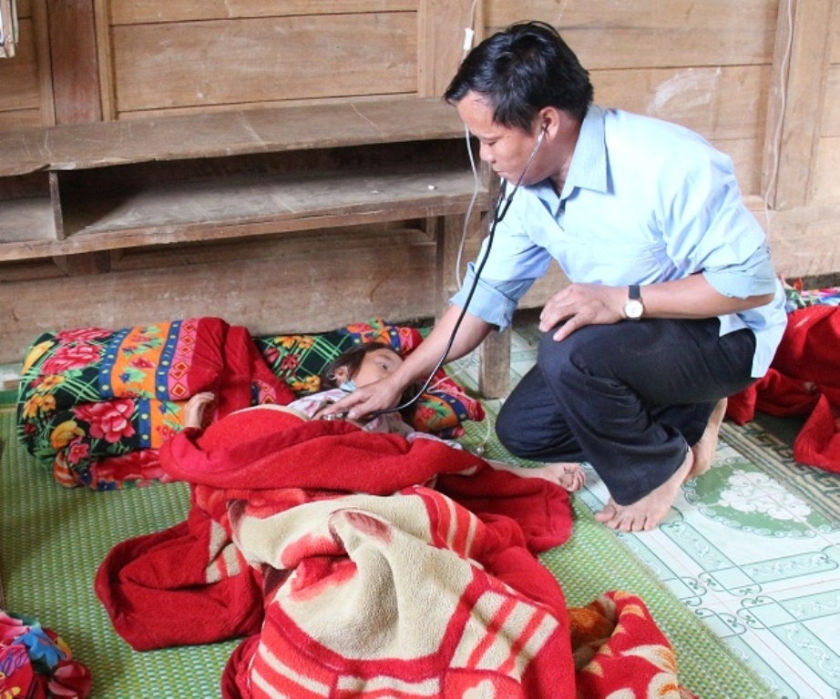 Dich soi bung phat o Nghe An, be 18 thang tuoi tu vong hinh anh