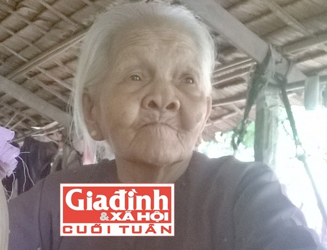 Bà Lan - mẹ ông Bé rất vui mừng khi nghe lại tiếng con trai sau 20 năm.