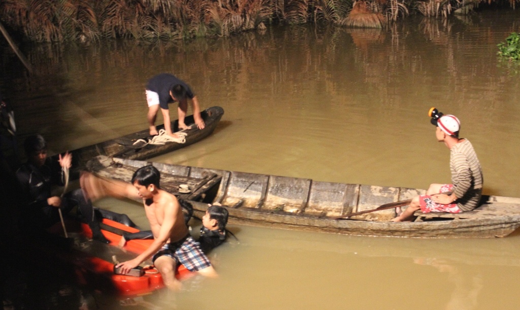 Mau thuan voi ban trai, thieu nu nhay cau tu tu hinh anh
