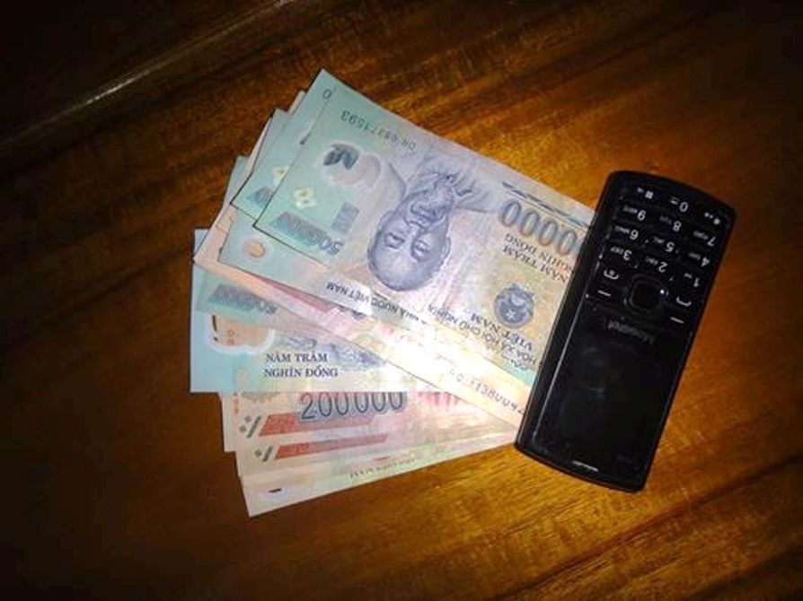 Số tài sản mà bà Lâm nhặt được ở bên đường.