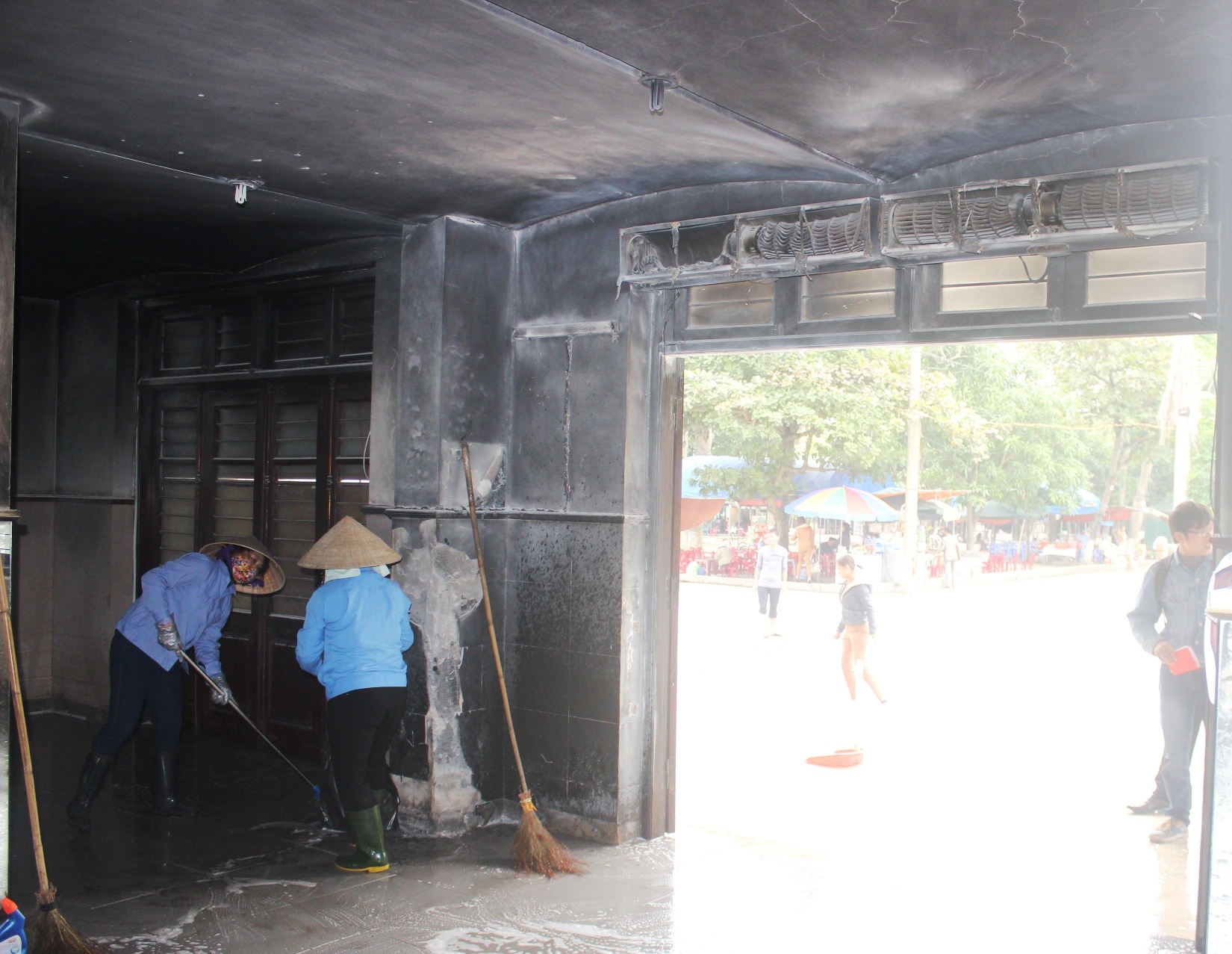 Vụ cháy gây thiệt hại hơn 100 triệu đồng.