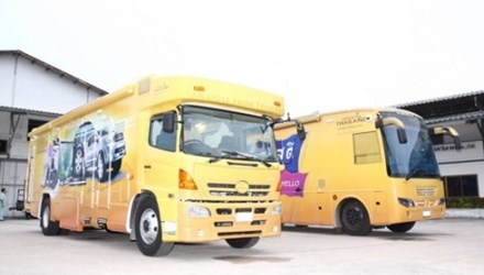 Khong dong y 1.000 xe du lich Trung Quoc vao Viet Nam hinh anh