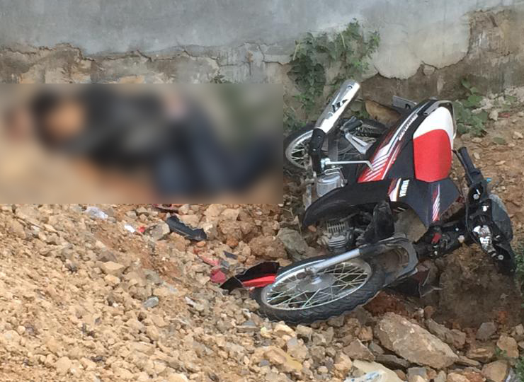 Nam thanh nien nam chet canh xe may gay nat hinh anh