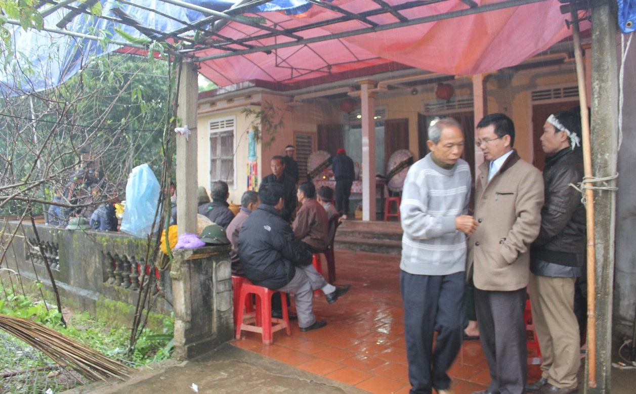 Cu nhan bi danh tu vong khi di dam cuoi ve hinh anh