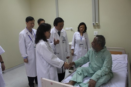 Mot dai bieu IPU nhap vien cap cuu hinh anh