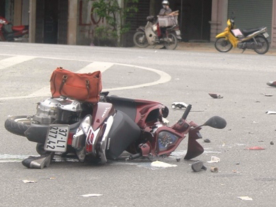 Vet phanh 15 met cua xe tai trong cu dam tu vong 2 phu nu hinh anh