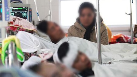 Hon 160 nguoi o TP HCM nhap vien 3 ngay le vi danh nhau hinh anh