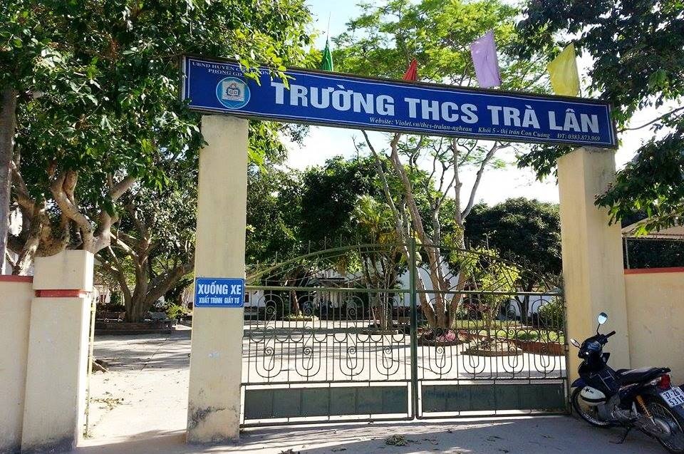 Trường THCS Trà Lân, nơi bà Châu đang làm hiệu trưởng. Ảnh: Tú Xuân.