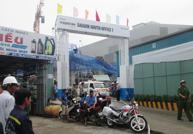 Tim thay nan nhan thu 3 trong vu sap gian giao hinh anh