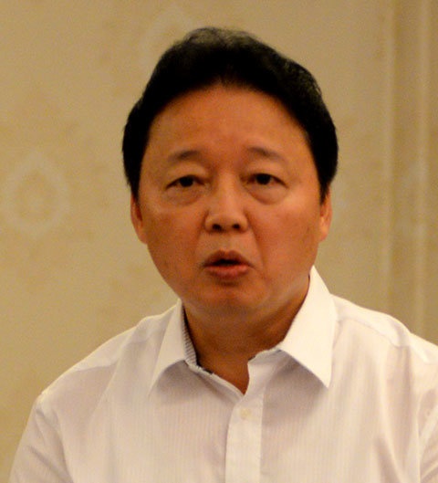 Có những việc không phải là “xé rào” mà là thực tiễn đặt ra yêu cầu. TP HCM là nơi luôn đi đầu, làm trước, đặt nền tảng cho những vấn đề lý luận của Đảng. Với vai trò đầu tàu, TP HCM định hướng phát triển kinh tế tri thức, tăng trưởng xanh là rất đúng đắn  Ông TRẦN HỒNG HÀ (Thứ trưởng Bộ Tài nguyên - môi trường)