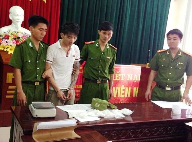 Tài và số tang vật tại ccow quan công an. Ảnh: Công an cung cấp.