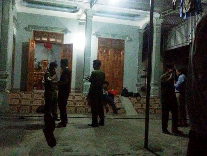 Thieu phu chet trong nha tam voi nhieu vet chem hinh anh