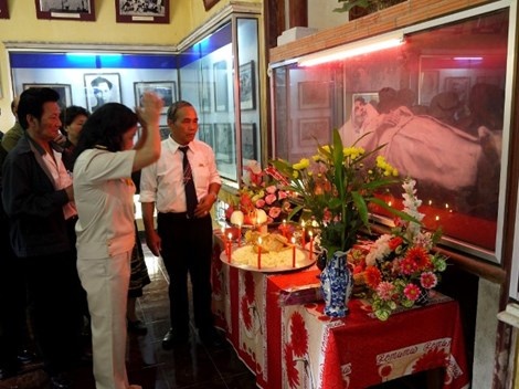 Bao tang Bac Ho tai tu gia rong 2.000 m2 hinh anh