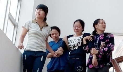 Người thân đau xót trước cái chết đột ngột của anh Ngọc. Ảnh: CTV.