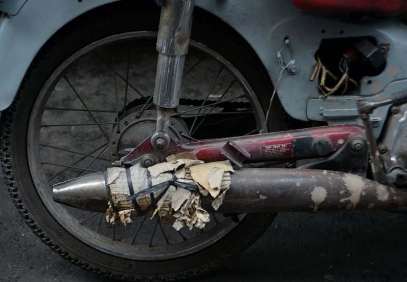 Anh Sơn, chủ một cửa hàng hóa chất ở chợ Kim Liên chỉ vào chiếc xe kể: 