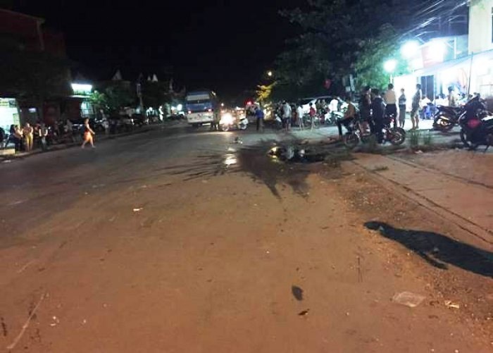 Vị trí nơi ôtô Fotuner đâm 3 xe máy. Ảnh: Hà Vũ.