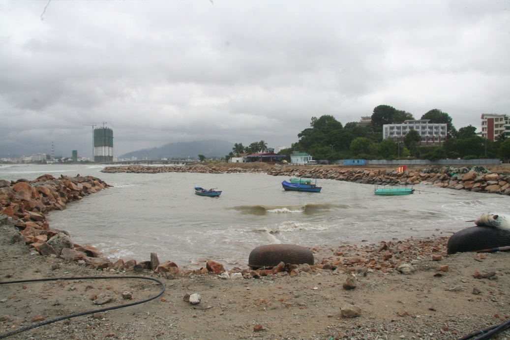 Se xu nghiem vu lap vinh Nha Trang de lam nha hang hinh anh