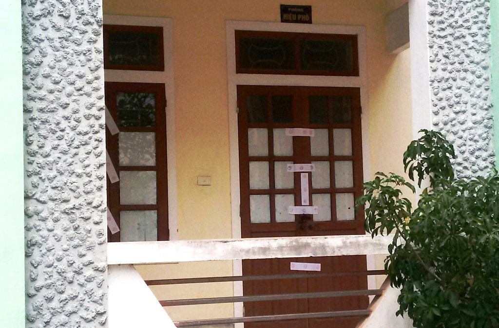 Hieu pho treo co anh 1