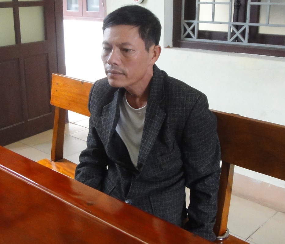 Dot xe giuong nam cua ban nhau anh 1