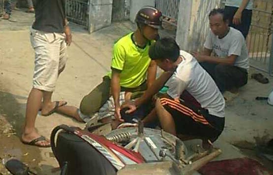 gí dao khống chế con tin ảnh 2 gi dao khong che con tin anh 2