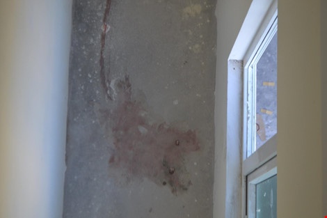 Rơi từ tầng ba xuống tử vong ảnh 1 Roi tu tang ba xuong tu vong anh 1