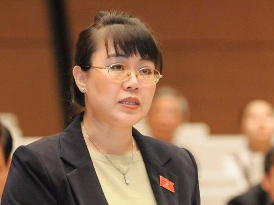 Huy tu cach dai bieu Quoc hoi cua ba Nguyet Huong hinh anh