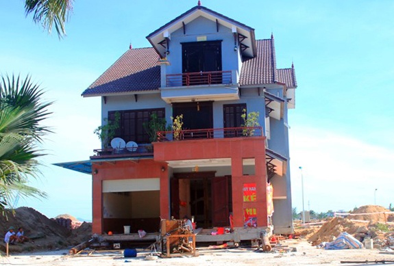 7 ngay di doi biet thu 800 tan hinh anh