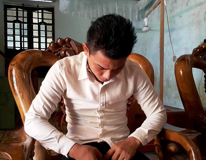 Cong an ket luan vu thi sinh dat 10 Vat ly, 0 diem Toan hinh anh