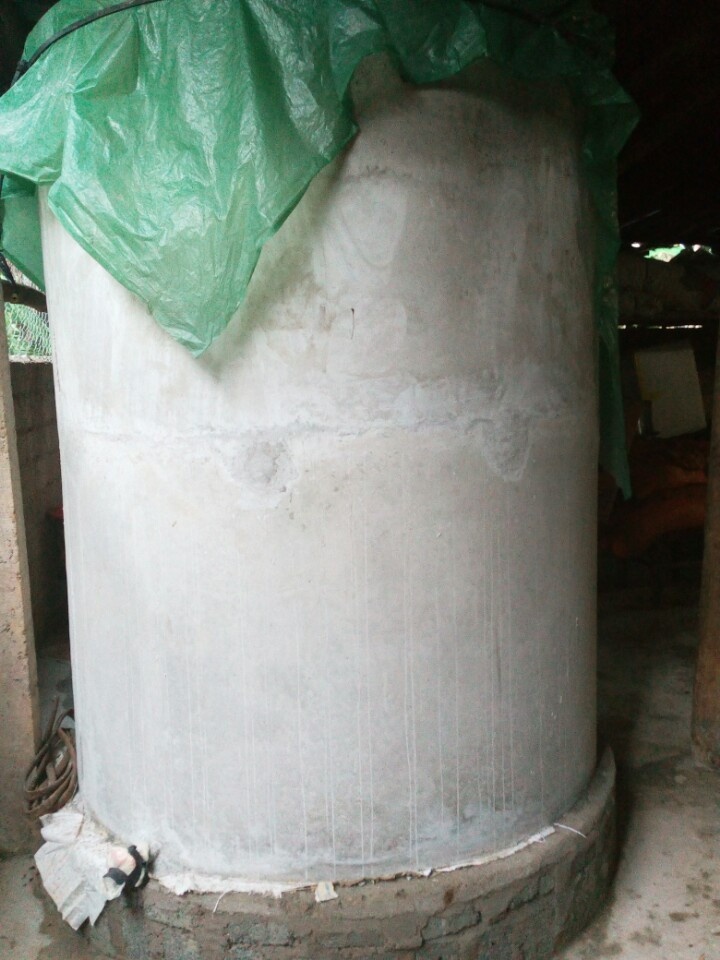 đổ thuốc sâu vào bể nước ảnh 1 do thuoc sau vao be nuoc anh 1