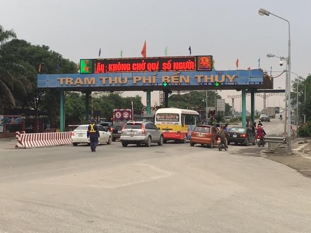 Tram thu phi Ben Thuy anh 1
