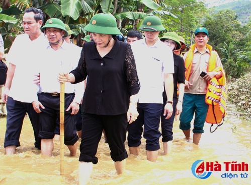 Chủ tịch Quốc hội thăm Hà Tĩnh ảnh 1 Chu tich Quoc hoi tham Ha Tinh anh 1