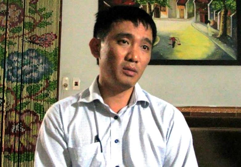 can bo ngan hang danh nhan vien cay xang anh 1