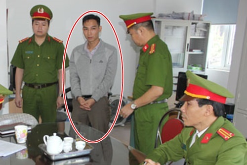 Them mot can bo Cong ty xo so kien thiet Ha Giang bi bat hinh anh