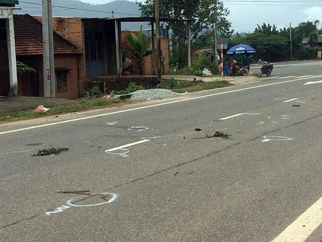 Nghi van mot giam doc gay tai nan roi tao hien truong gia hinh anh