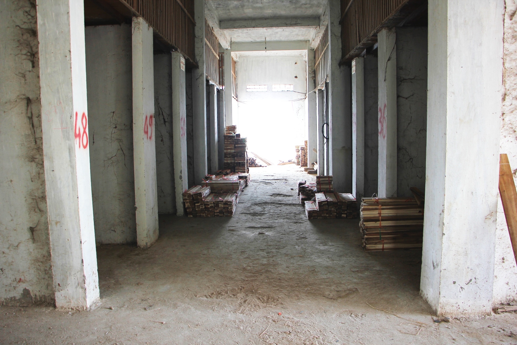 trung tam thuong mai bo hoang anh 9