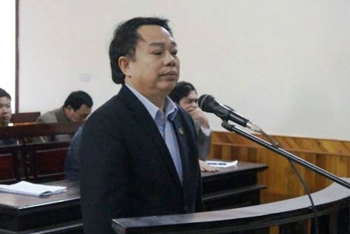 Nguyen chu tich huyen Ky Anh linh 12 nam tu hinh anh