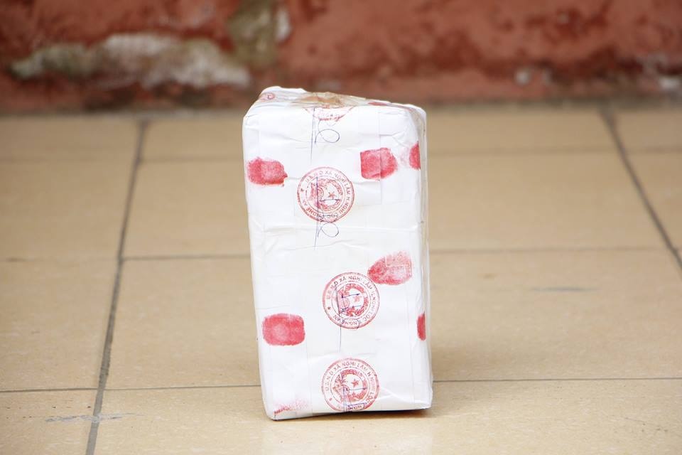 hien vat nghi an tin cua vua anh 2