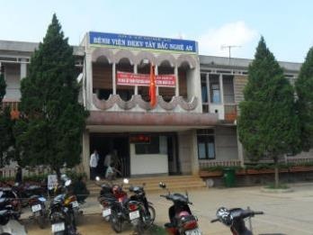 Be trai 7 thang tuoi tu vong sau 15 phut o benh vien hinh anh