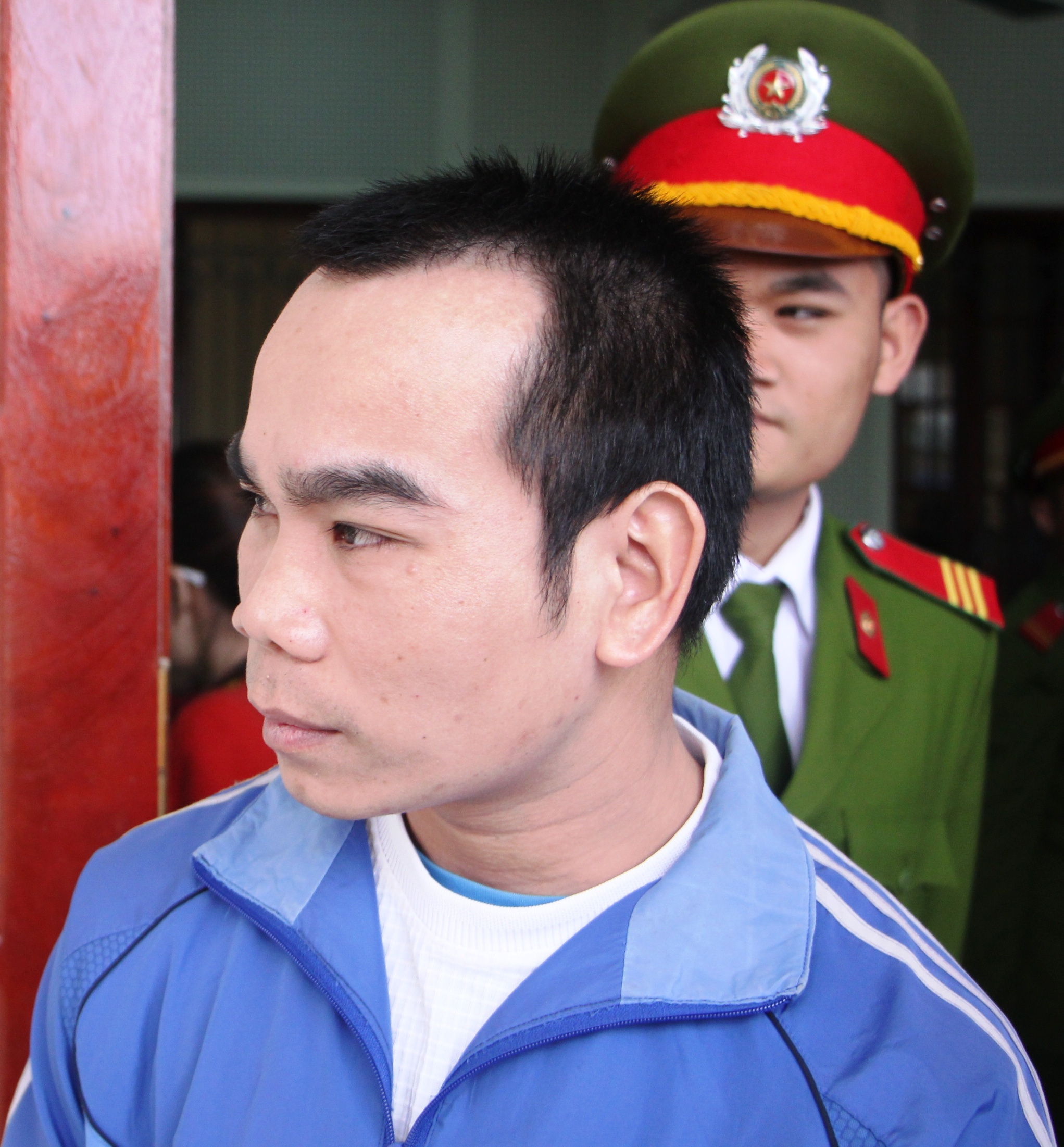 Lua dao chiem doat tai san anh 1